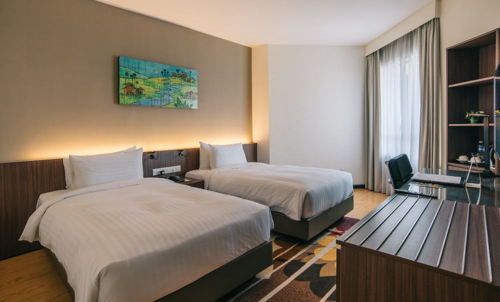 Deluxe Twin Room in Oakwood Hotel & Residence Kuala Lumpur