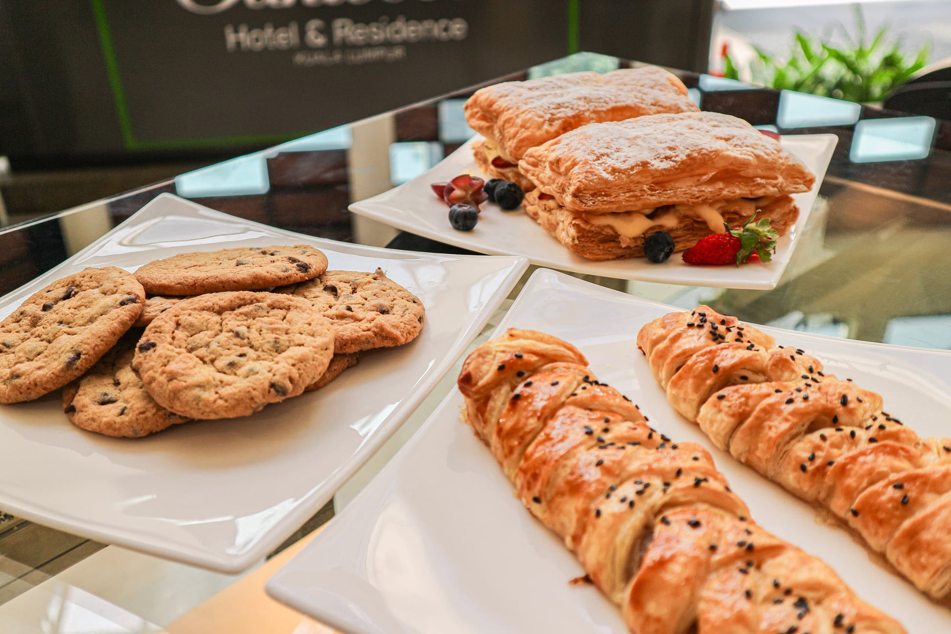 Pastry treats from ON-THE-GO meal services