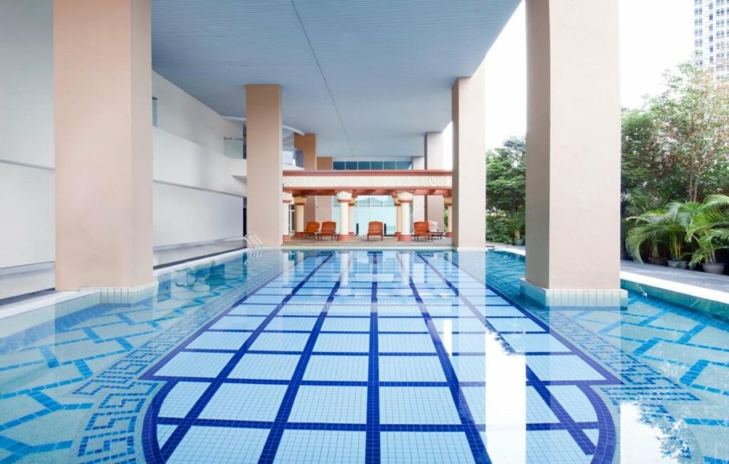 Silka Maytower Kuala Lumpur swimming pool