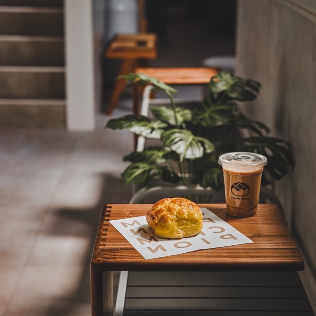 Best cafes in Tanjong Pagar, Singapore for brunch, coffee, aesthetics:  Champion Bolo Bun - bolo bun, milk coffee