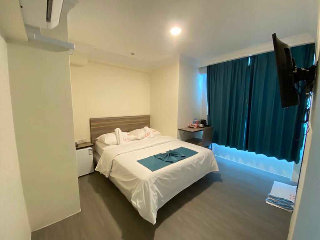 Jxin Hotel, Geylang: from S$25 for 2 hours
