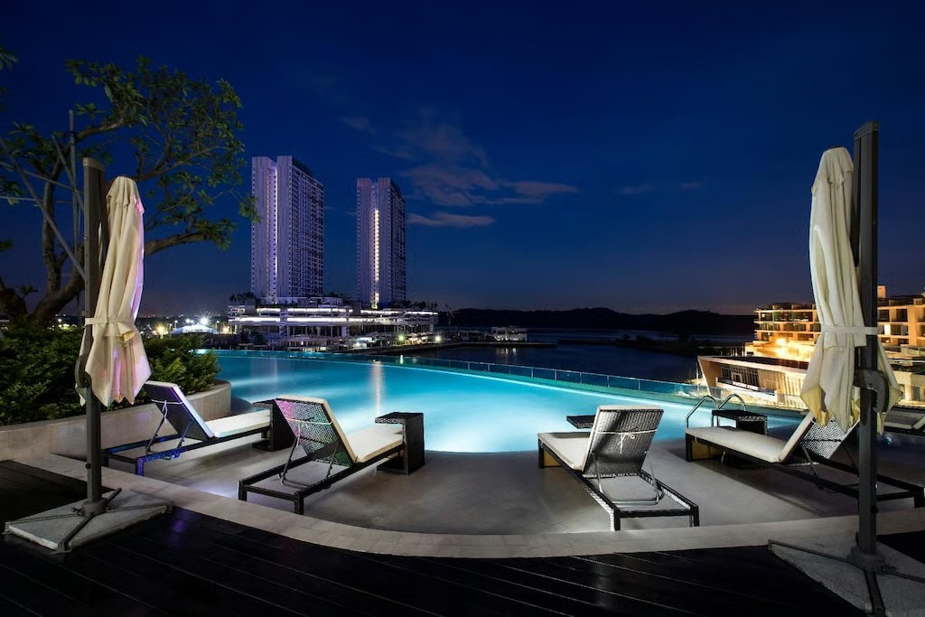 staycation for couples