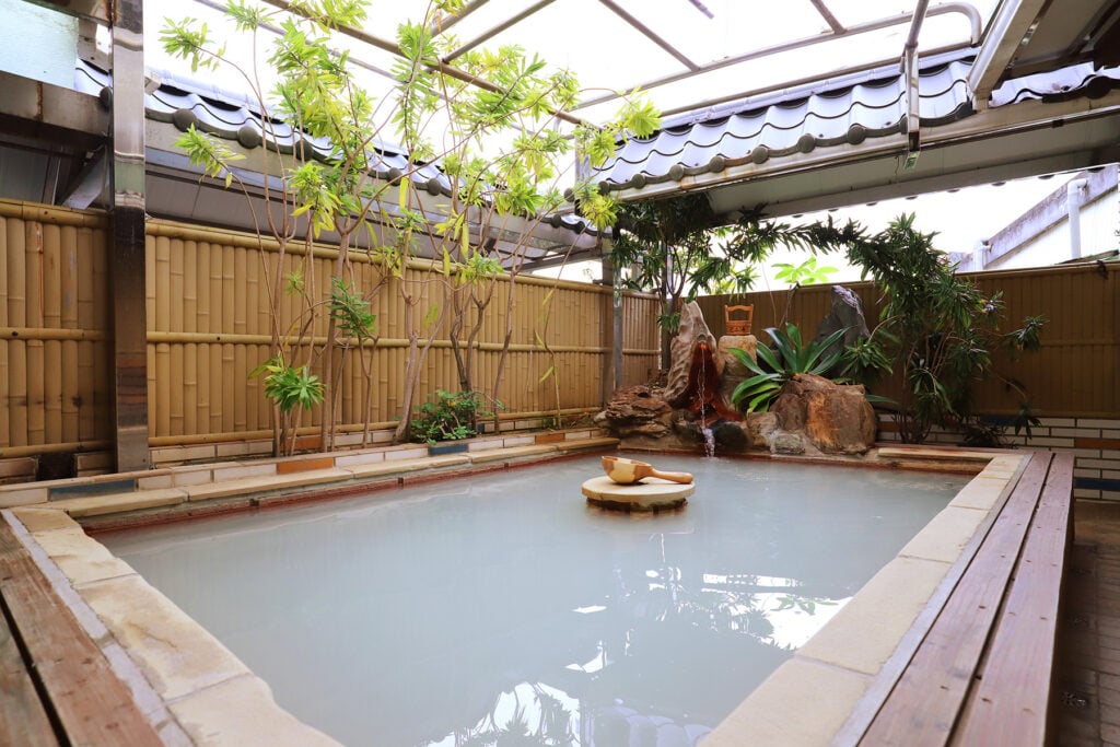 麗之湯溫泉飯店