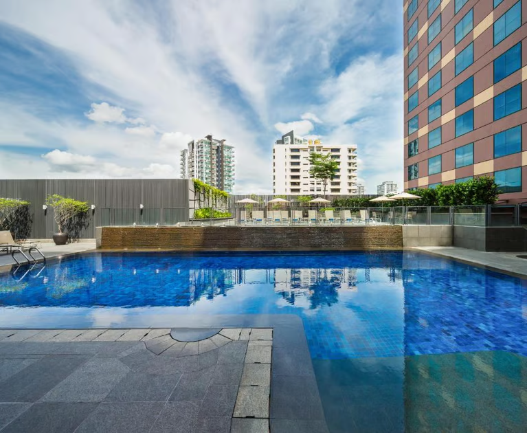 day use hotels in Singapore with Jacuzzi
