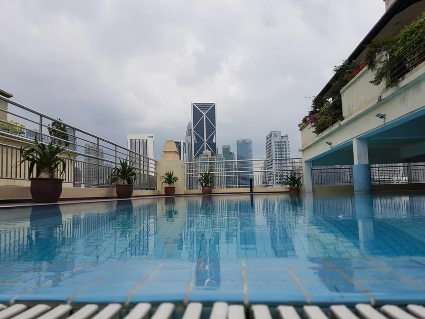  hotels per hour near KLCC