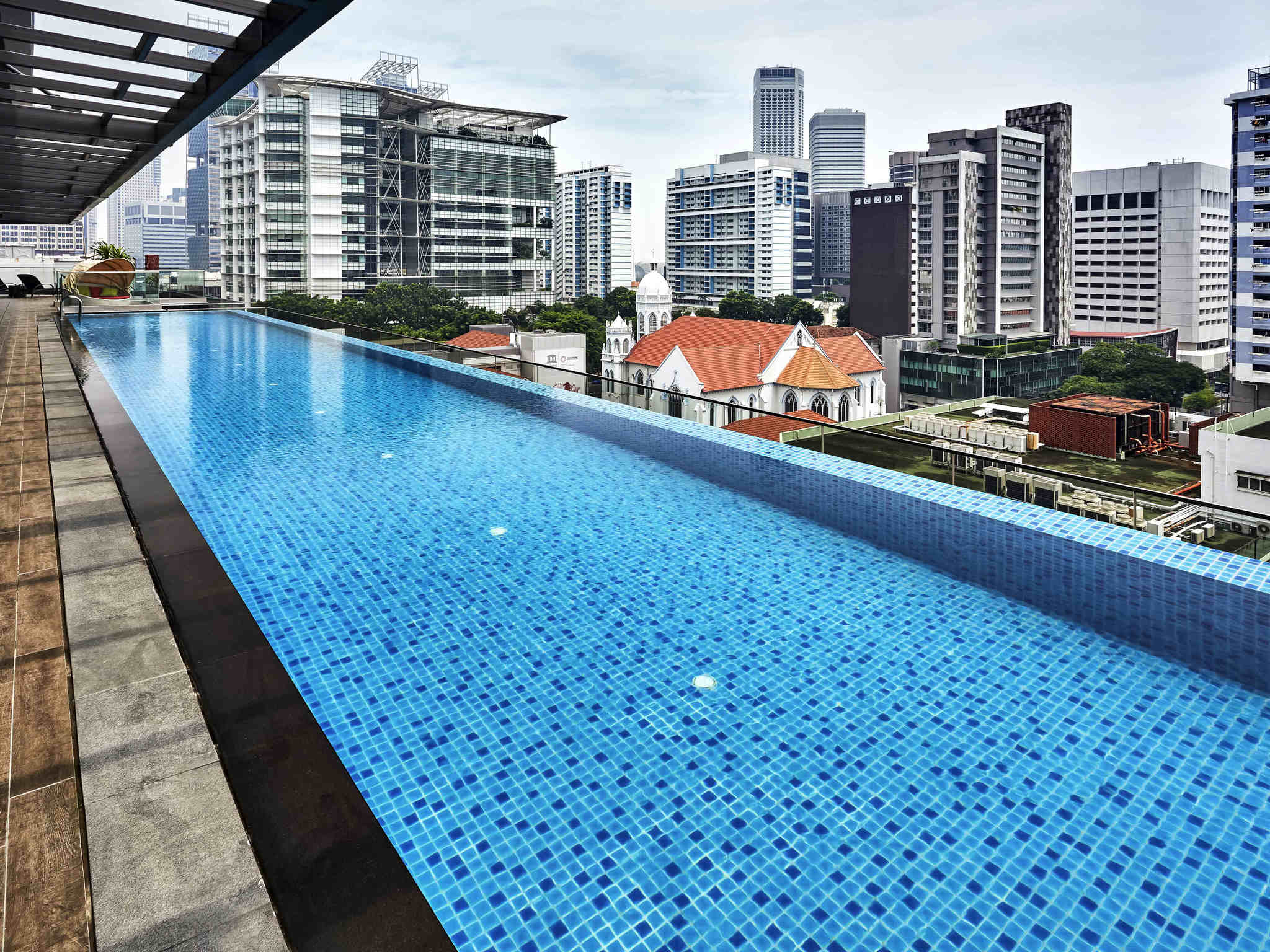 Bugis hotel