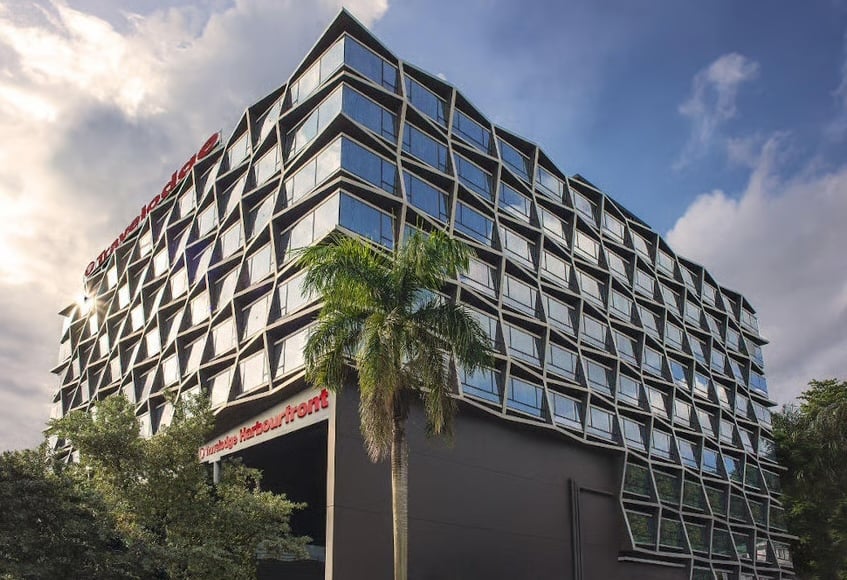 Exterior of Travelodge Harbourfront Hotel