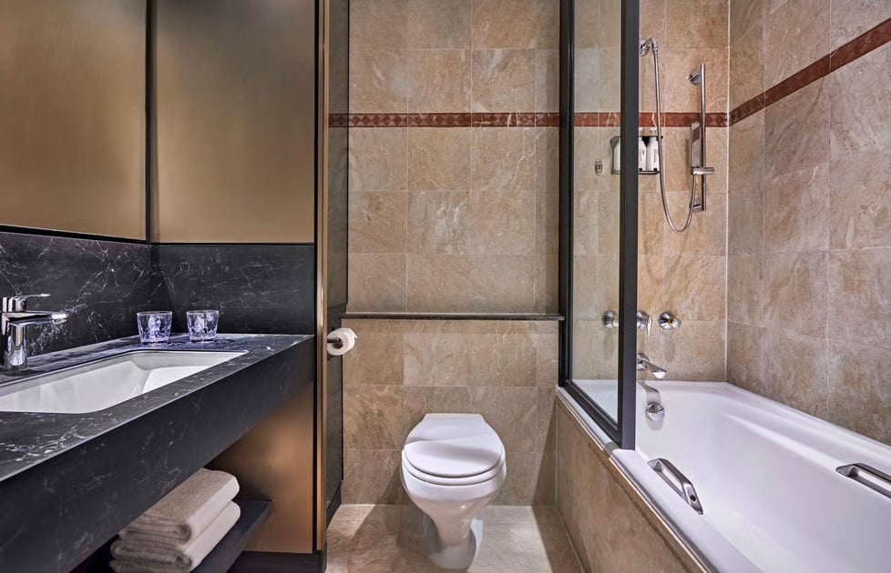 Bathtub for a Good Soak at Orchard’s Vibe Hotel