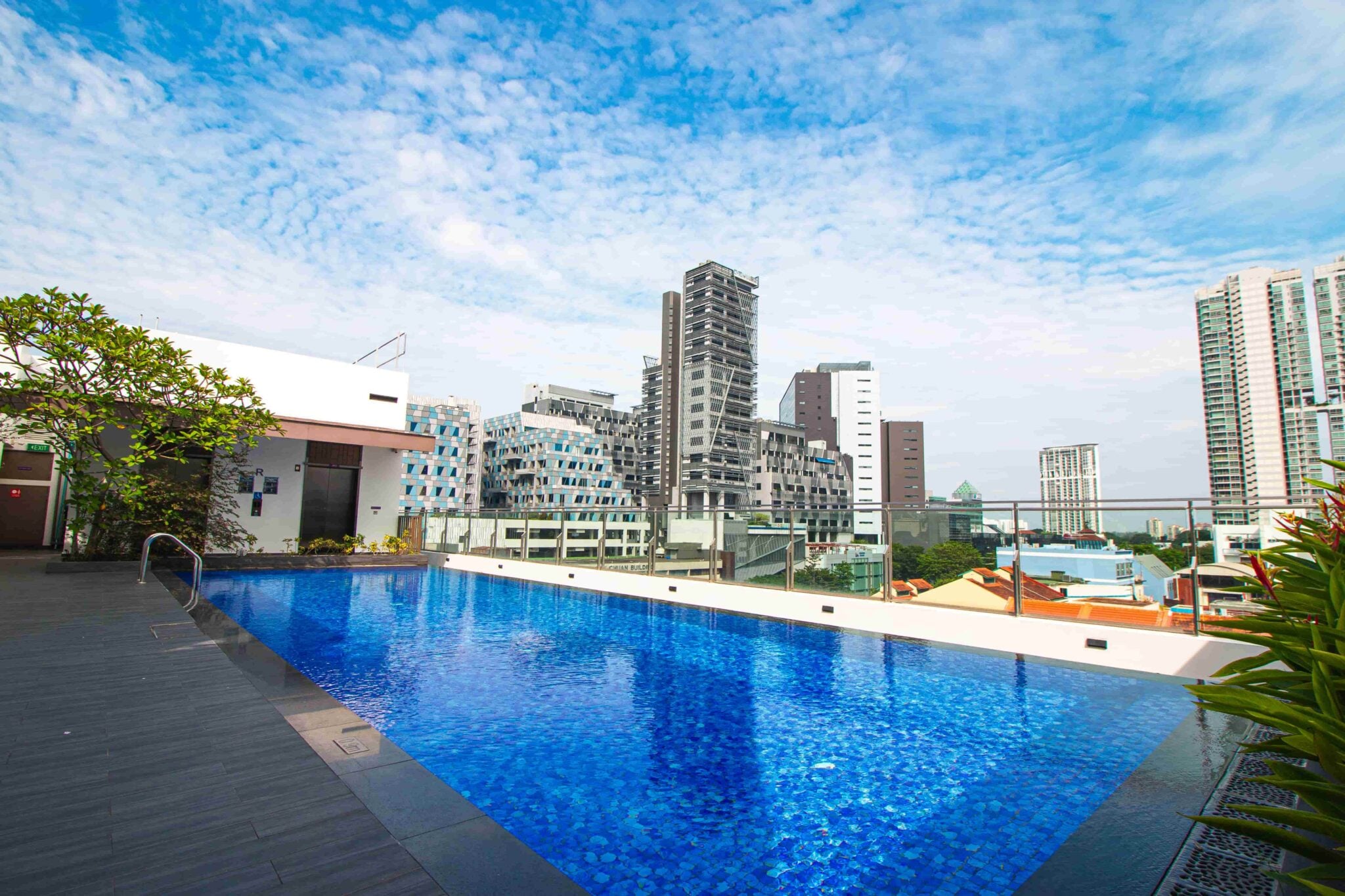 daycation hotel in flow with rooftop swimming pool