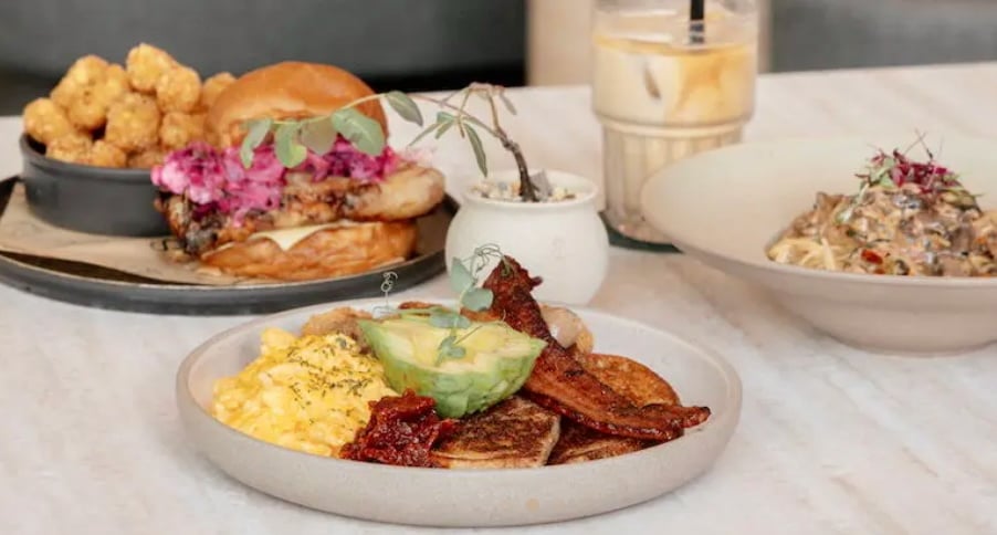 lola cafe breakfast