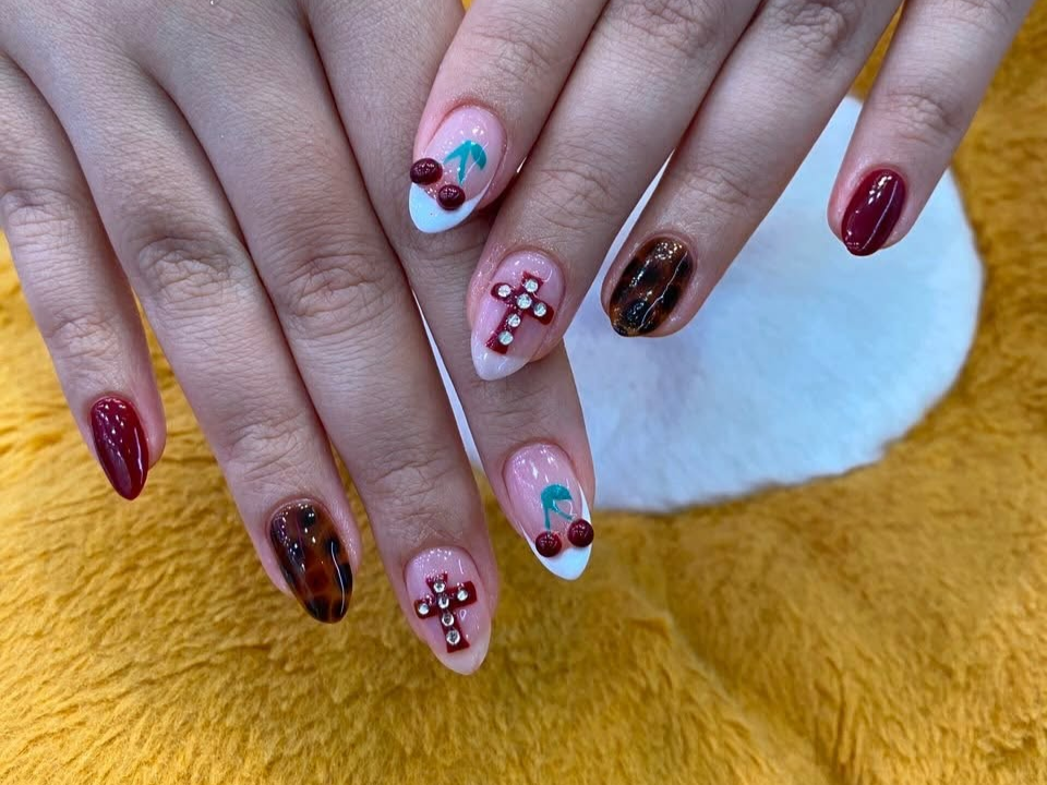 nail salon near me