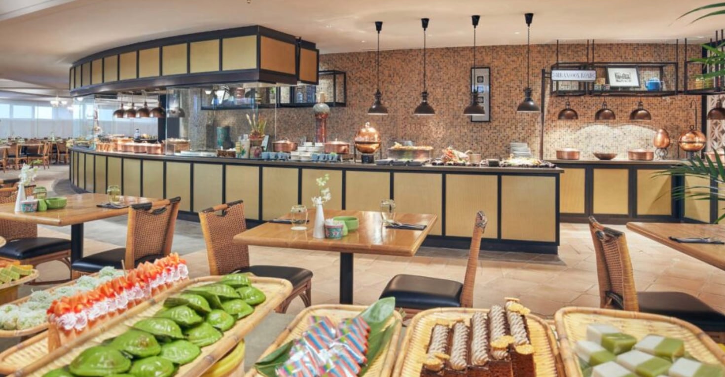 asian market cafe kueh selection