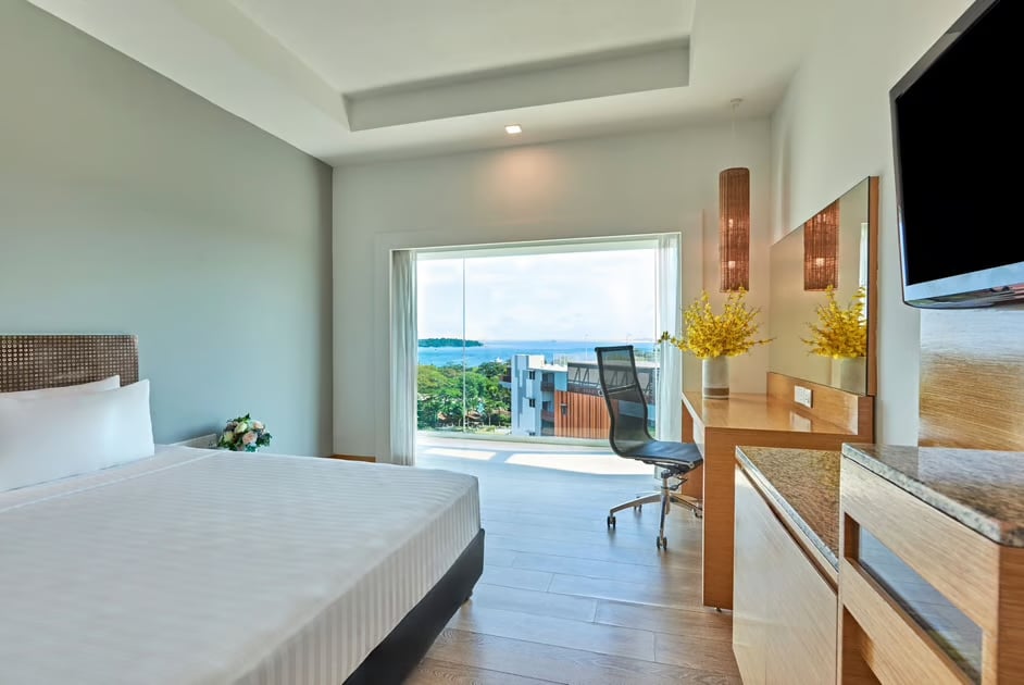 daycation hotel room in Flow