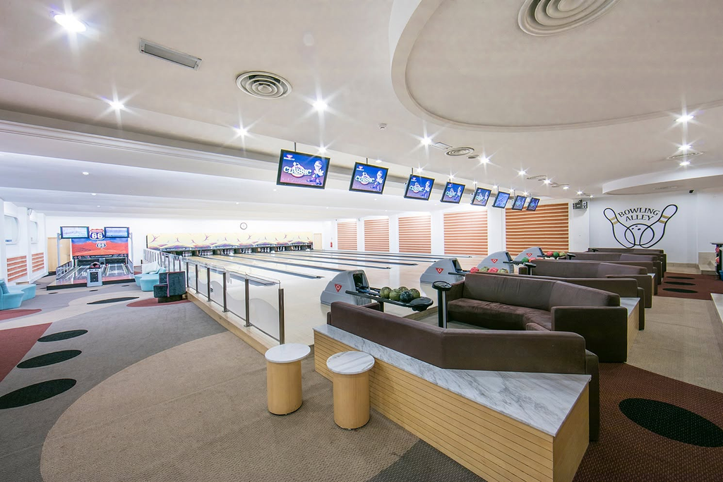 bowling near me